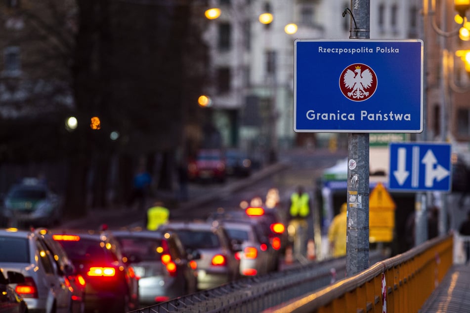 Am Montag ist mit Stau an der Grenze zu Polen zu rechnen.