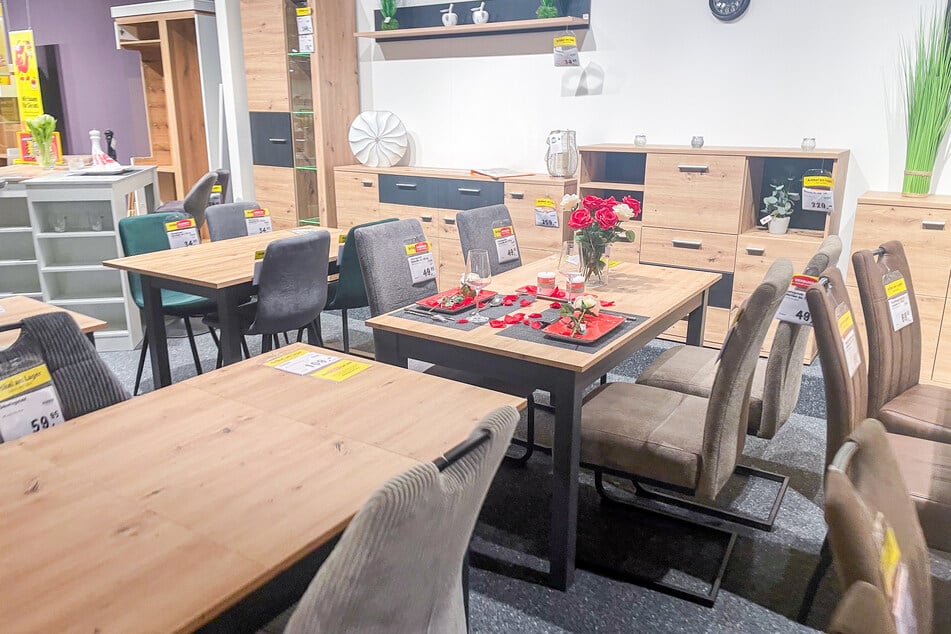 Diese Möbelkette überrascht gerade mit super Angeboten