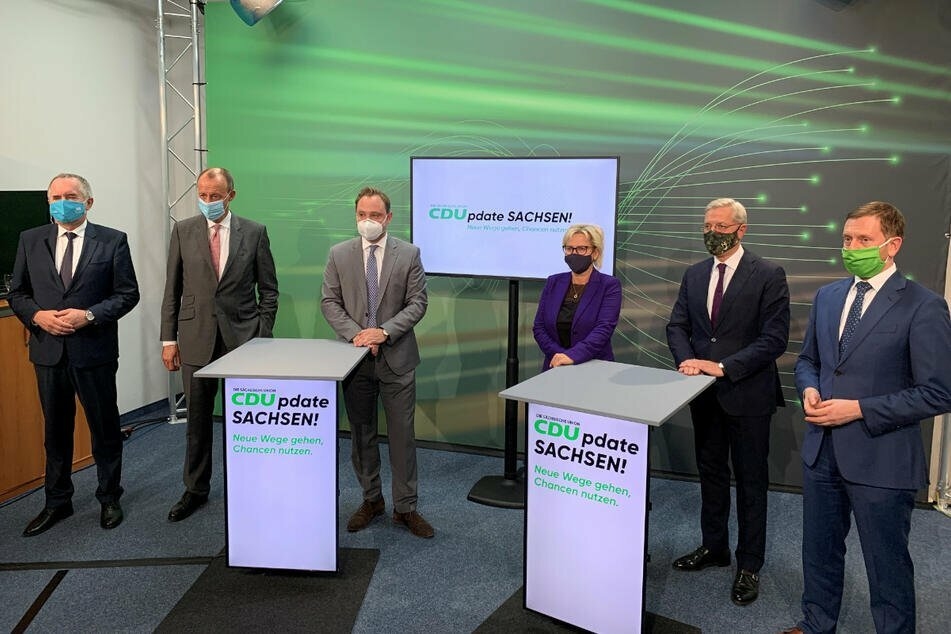 Während der CDU-Digitalkonferenz, v.l.: Thomas Schmidt (59), Friedrich März (64), Barbara Klepsch (55), Alexander Dierks (33), Norbert Röttgen (55) und Michael Kretschmer (45).