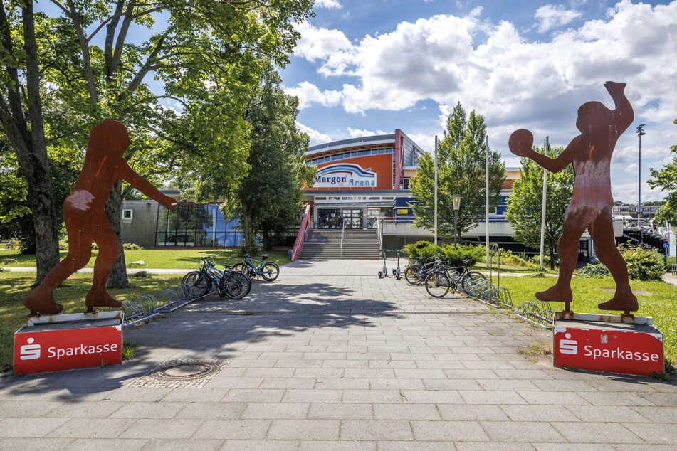 Die Margon Arena soll und muss saniert werden. Im Haushalt ist das aber nicht mehr vorgesehen.