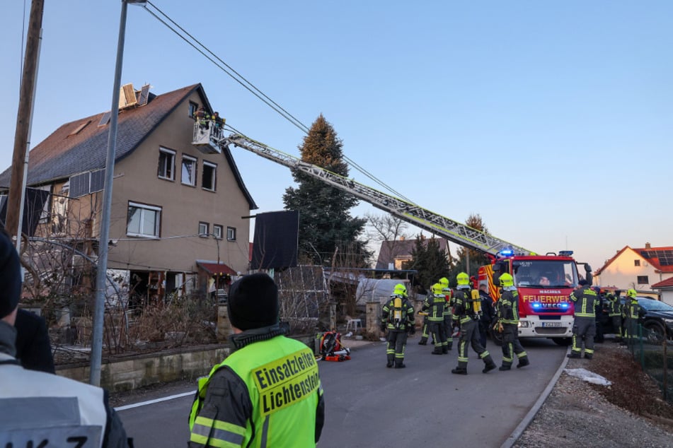 Großeinsatz in einem Wohngebiet in Lichtenstein.