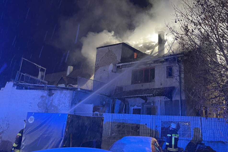 Das Haus in Geisenfeld wurde durch das Feuer komplett zerstört.