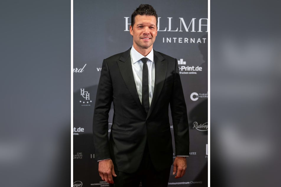 Fußballstar Michael Ballack (48) startete seine Karriere in Chemnitz.