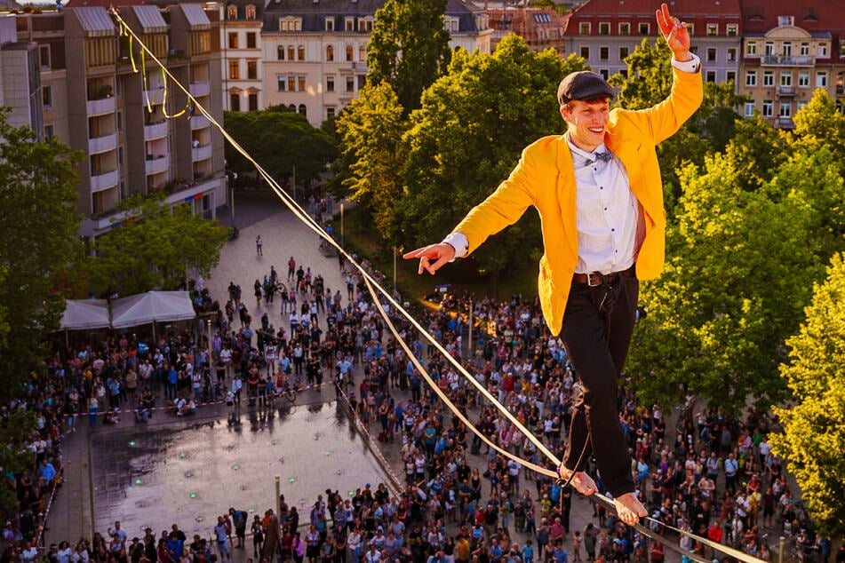 Dresden: 5. Zirkustheater-Festival startet: Artisten trotzen der Schwerkraft
