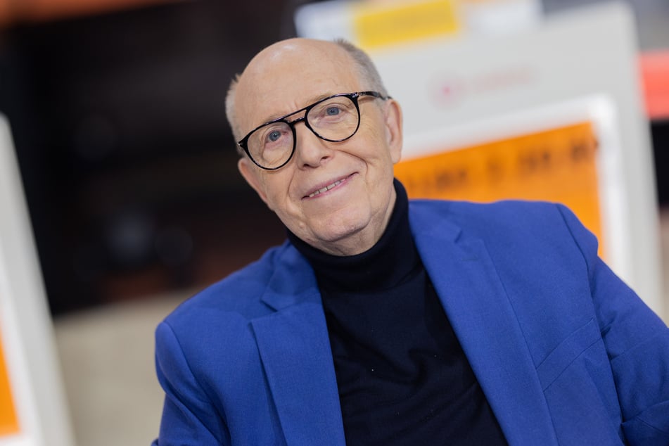 Reiner Calmund (76) hat so manche Anekdote aus seiner Karriere als Fußballfunktionär bei Bayer Leverkusen zu erzählen.