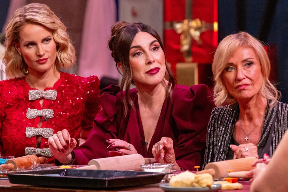 Die TV-Löwinnen Janna Ensthaler (41, l.), Judith Williams (54, Mitte) und Dagmar Wöhrl (71) haben beim Weihnachtsspecial von "Die Höhle der Löwen" am Montagabend von ihren Ritualen zu den Festtagen berichtet.