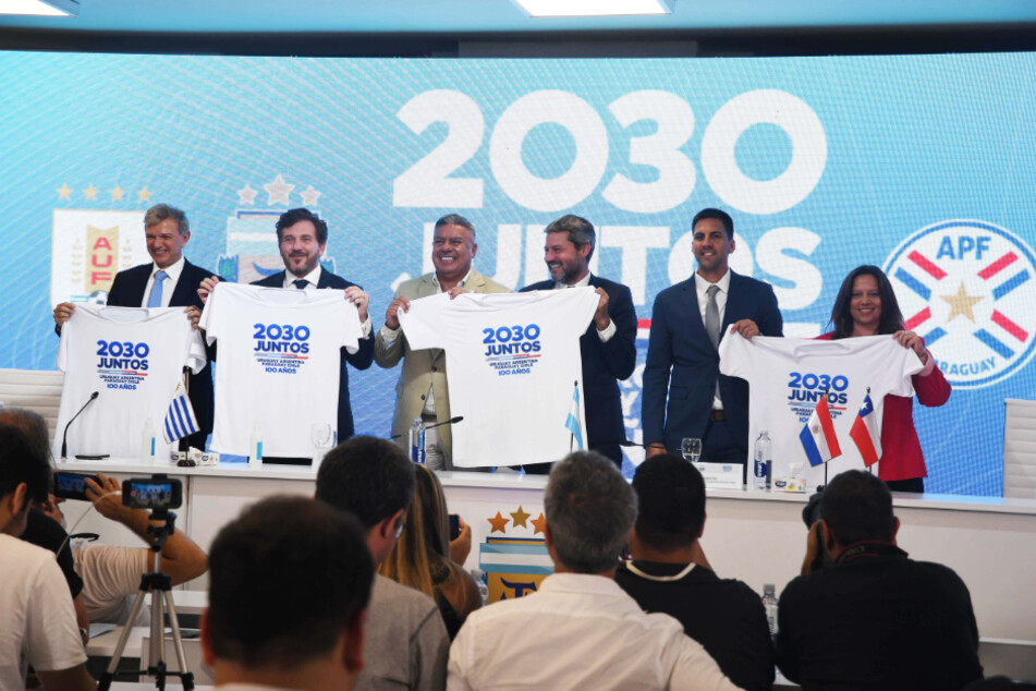 Auch Argentinien, Chile, Paraguay und Uruguay wollen die WM 2030 ausrichten.
