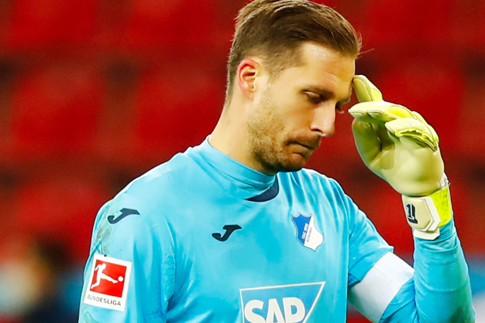 TSG-Torhüter Oliver Baumann (30) kritisierte nach der Niederlage gegen Bayer 04 Leverkusen den Schiedsrichter.