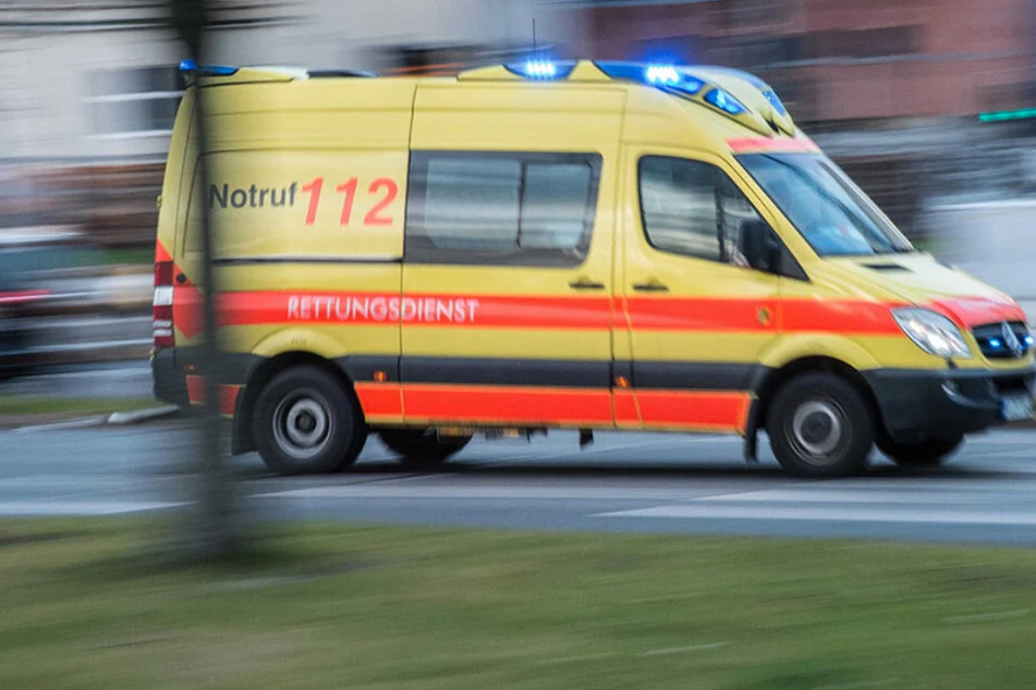 Streit in Erfurt eskaliert: Zwei junge Männer prügeln 21-Jährigen ins Krankenhaus