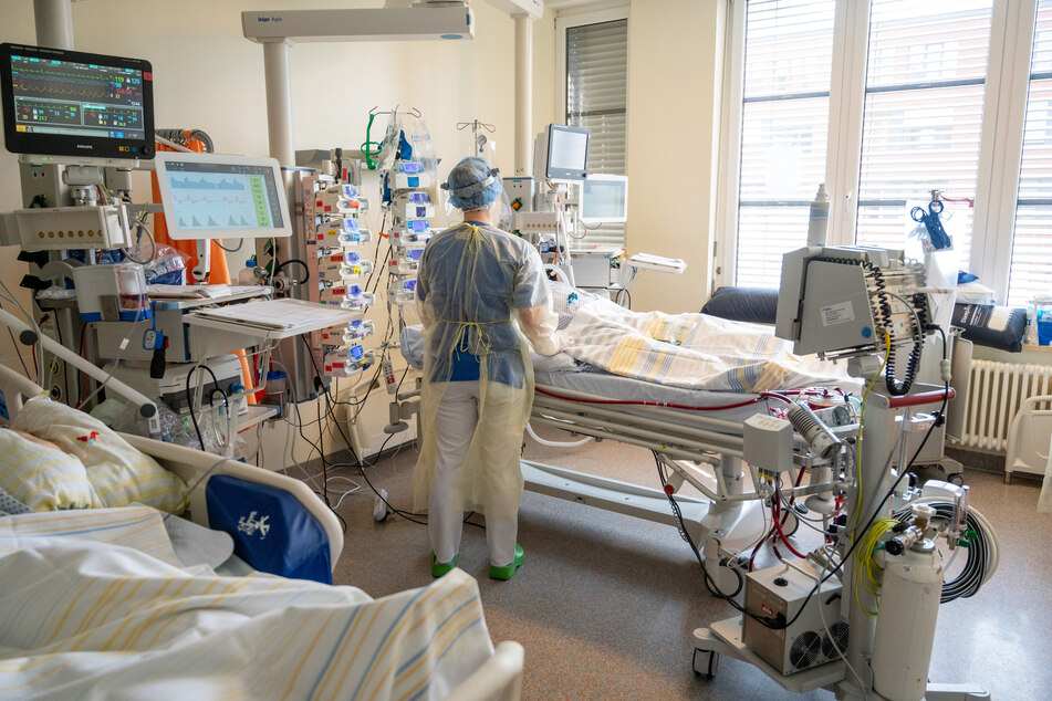 Die Intensivstationen nehmen täglich mehr Corona-Patienten auf - auch in Chemnitz.