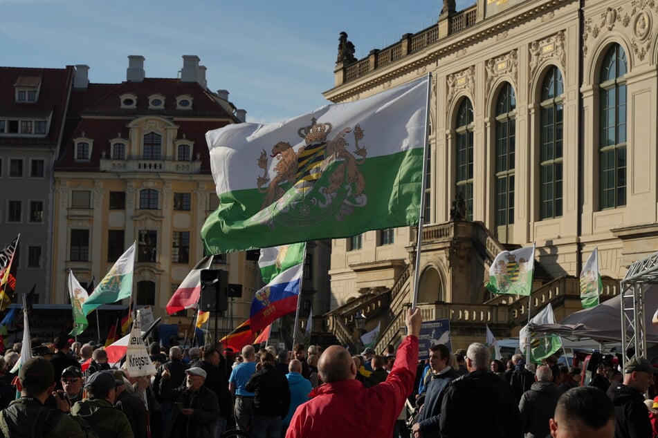 Auch die Freien Sachsen waren vor Ort.