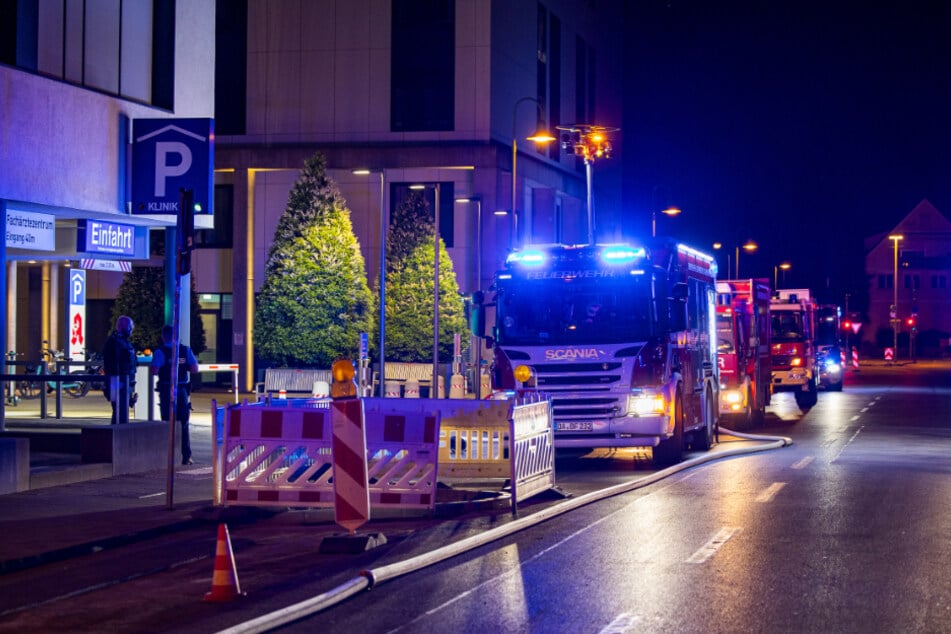 Im südhessischen Darmstadt kam es am Dienstag zu Großeinsatz der Feuerwehr aufgrund eines Brandes in einer Tiefgarage.