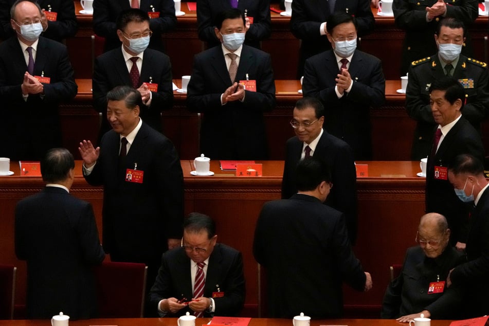 Nach dem Rauswurf wurde abgestimmt: Die Apparatschiks sprachen Xi Jinping eine "Zentrale Rolle" zu