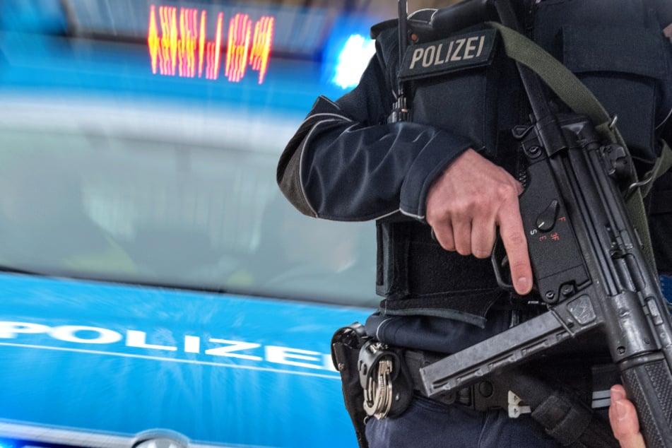 Der Bereich um den Südbahnhof von Marburg wurde abgesperrt (Symbolbild).
