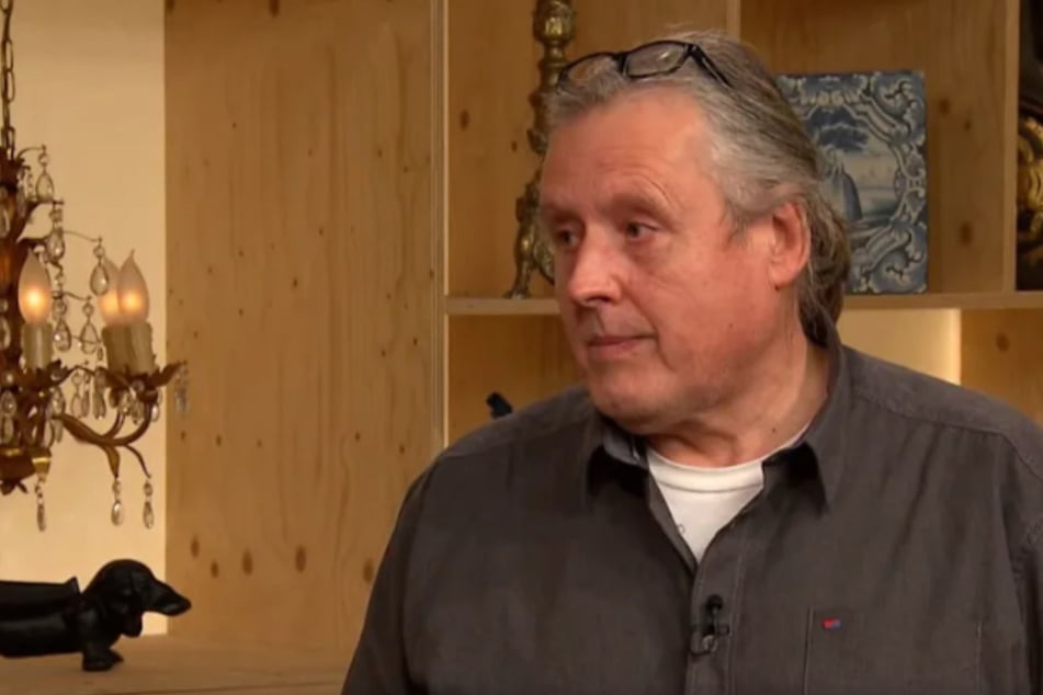 Hundetrainer Wolfhard Klüter aus Datteln möchte bei "Bares für Rares" das Geschenk eines verstorbenen Freundes loswerden.