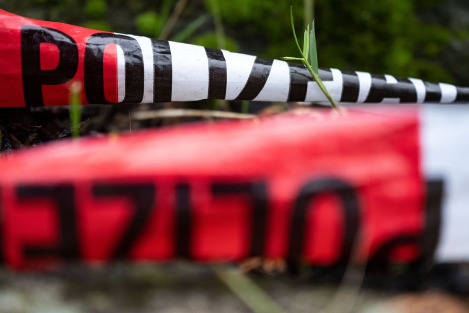 Gruselfund auf Usedom: Menschen-Knochen unter alter Wasserleitung entdeckt