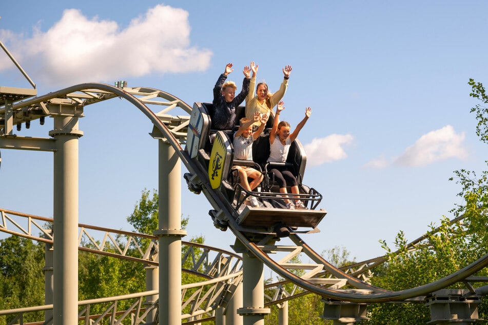 Ihr habt Lust auf einer Fahrt mit der Achterbahn? Dann macht mit beim TAG24-Gewinnspiel.