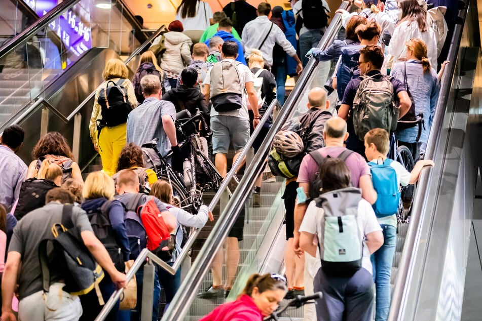Für Reisende heißt das nun: Muskelkraft statt Mitfahren. (Symbolbild)