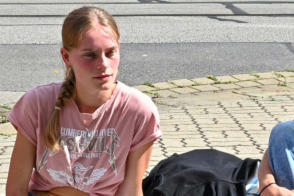 Michelle (25) hat keine Angst vor der Nacht auf der Straße, aber kommt nicht zur Ruhe.