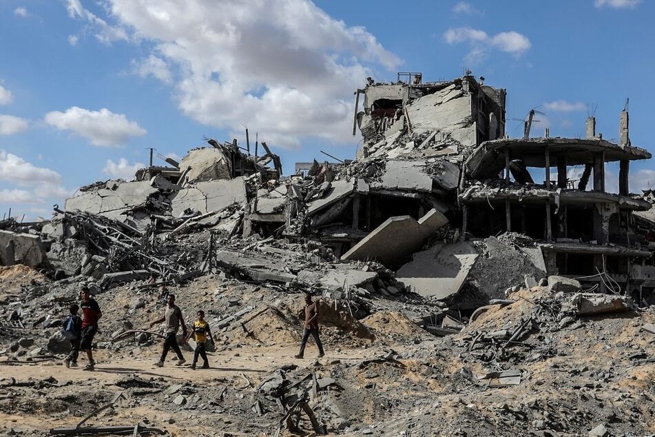 Nach israelischen Informationen befinden sich noch 48 Geiseln im Gazastreifen, davon soll noch 20 leben.