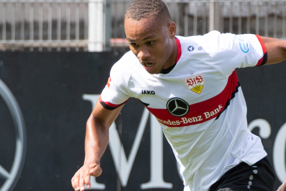 VfB-Mann Nikolas Nartey (22) will bald wieder voll angreifen.