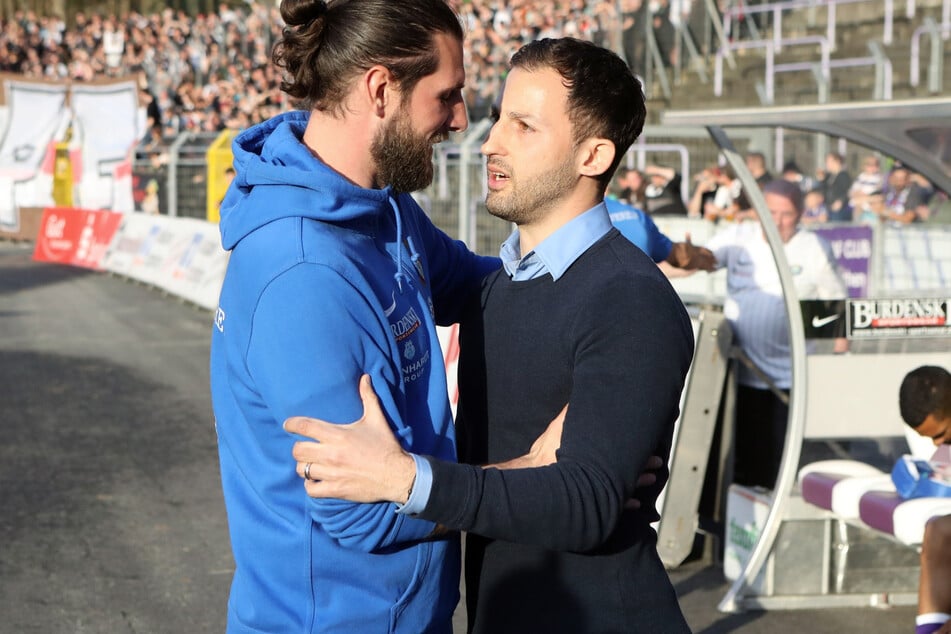 FSV-Sportchef Robin Lenk (42, l.) mit dem Ex-Aue-Trainer Domenico Tedesco (41).