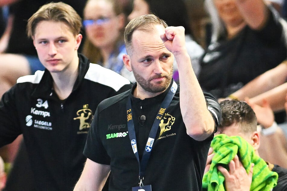 Durfte vor allem mit der perfekten ersten Halbzeit zufrieden sein: HCE-Trainer André Haber.