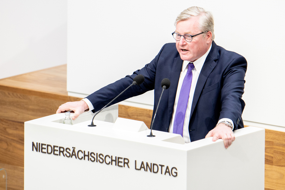 Der niedersächsische CDU-Vorsitzende Bernd Althusmann (54) hat zu einer Online-Beratungen über die K-Frage zusammengerufen.