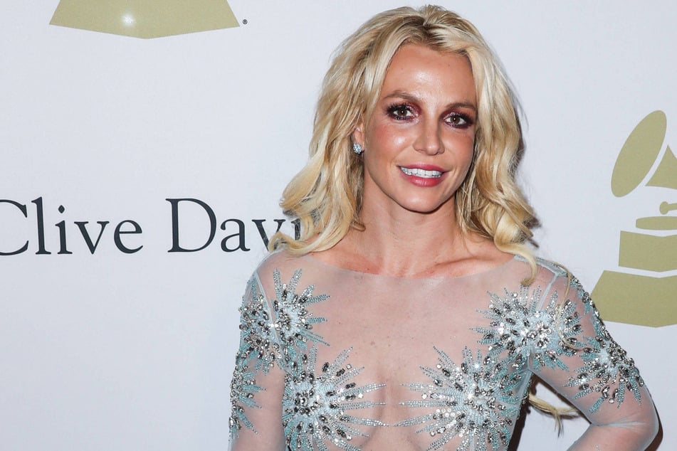 Britney Spears scores megabucks deal for entire music catalog!