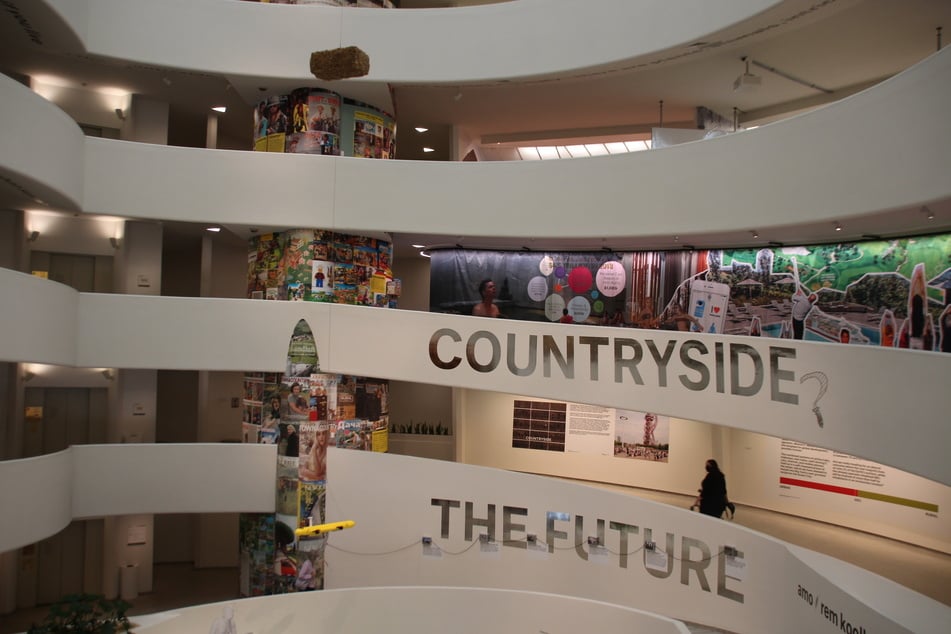 In der Rotunde des Guggenheim Museums ist die vom niederländischen Star-Architekt Rem Kolhaas konzipierte Schau "Countryside, the Future" zu sehen.