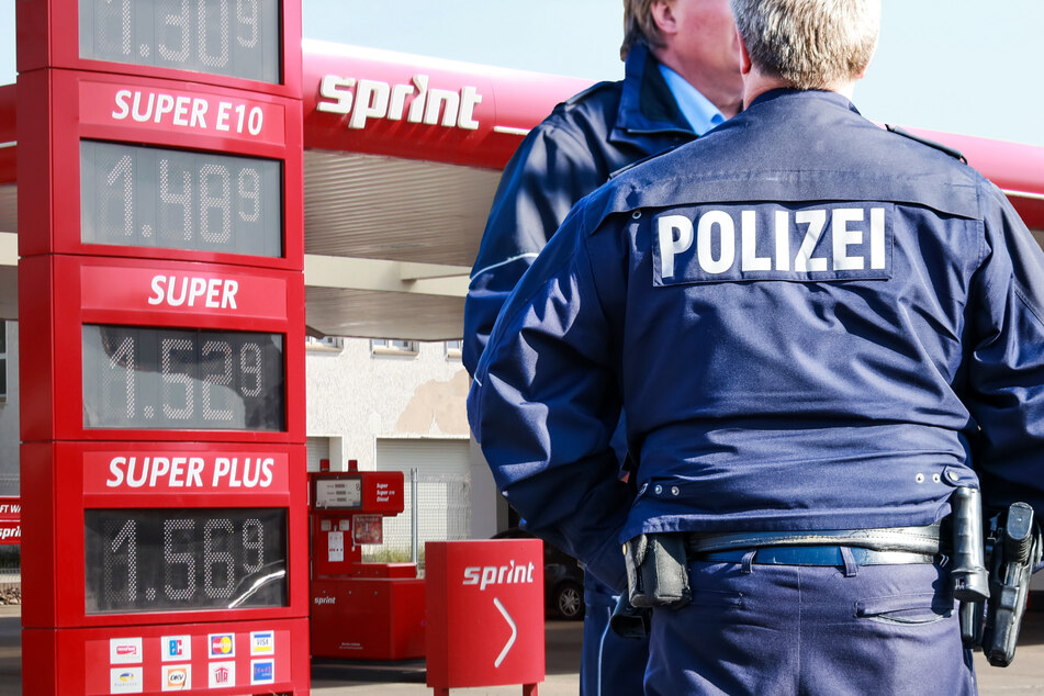 An einer SPRINT-Tankstelle in Oberoderwitz haben Bundespolizisten einen Migranten aufgegriffen, der nach Sachsen geschleust wurde. (Symbolfoto)