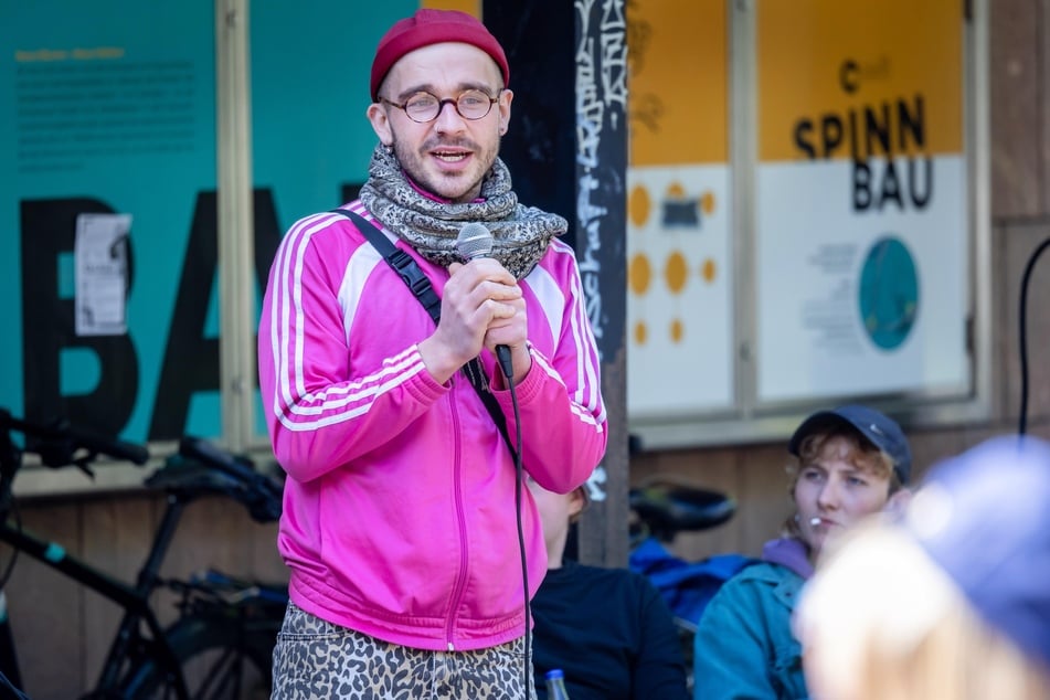 Schauspieler Alexander Ganz-Kuhl (28) beteiligte sich an der Aktion.