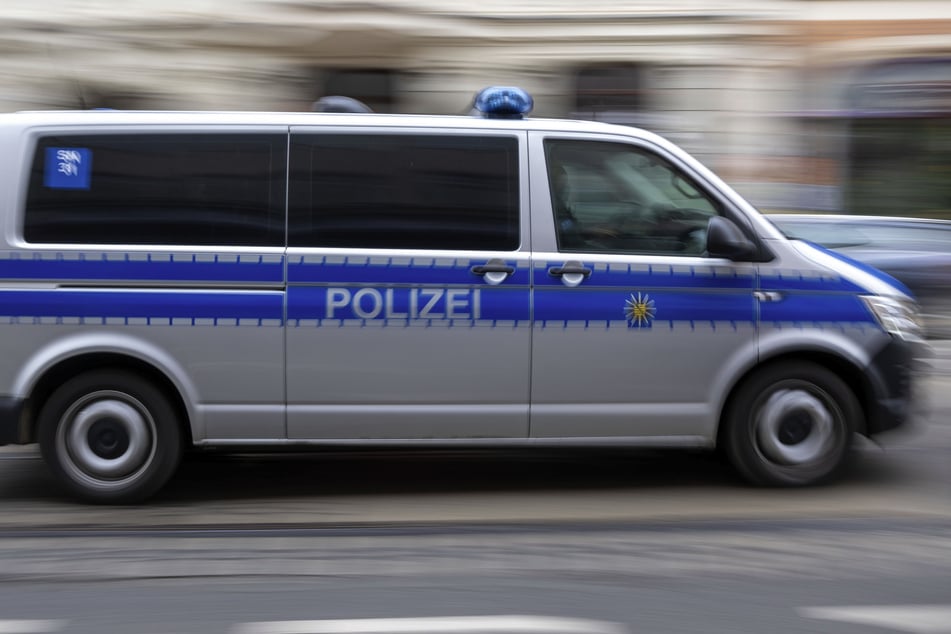 Dresden: Razzia gegen Kinderpornografie: Dutzende Objekte in Sachsen durchsucht