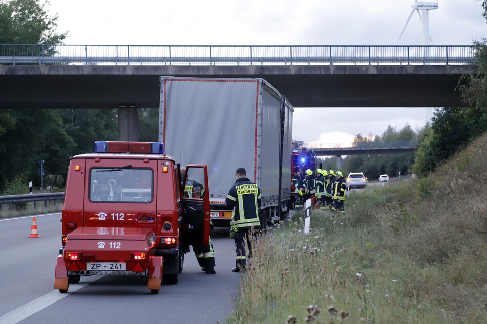 Feuerwehreinsatz auf der B174 bei Gornau.