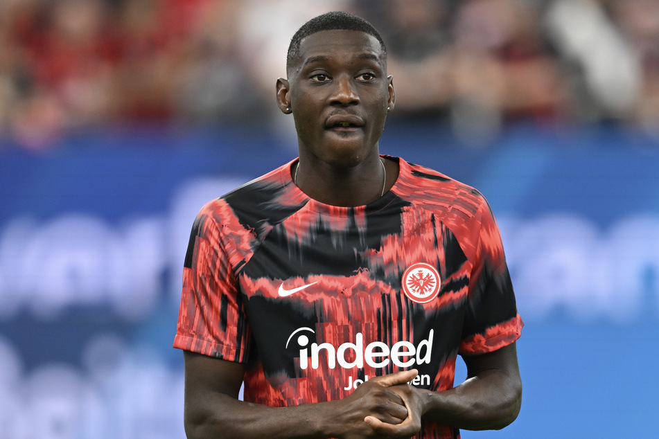 Randal Kolo Muani (24) hat bei Eintracht Frankfurt einen Betrag bis 2027.