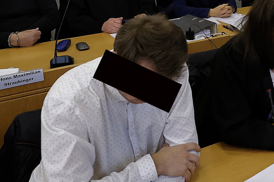 Der gebürtige Tscheche Gustav H. (55) steht aktuell vorm Landgericht Chemnitz.