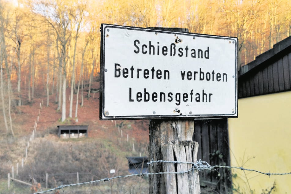 An Schießständen und für Waffen gelten strenge Regeln. (Symbolfoto)