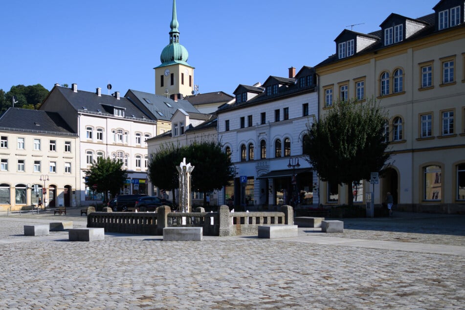 So ruhig wie hier auf dem Foto wird es in Sebnitz vom 5. bis 7. September 2025 nicht zugehen. Dann steigt dort und im benachbarten Dolní Poustevna der erste grenzüberschreitende Tag der Sachsen.