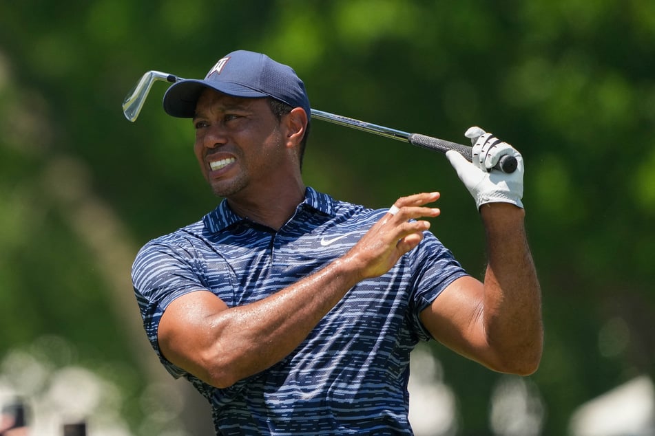 PGA Championship: Tiger Woods has a tough day as McIlroy leads