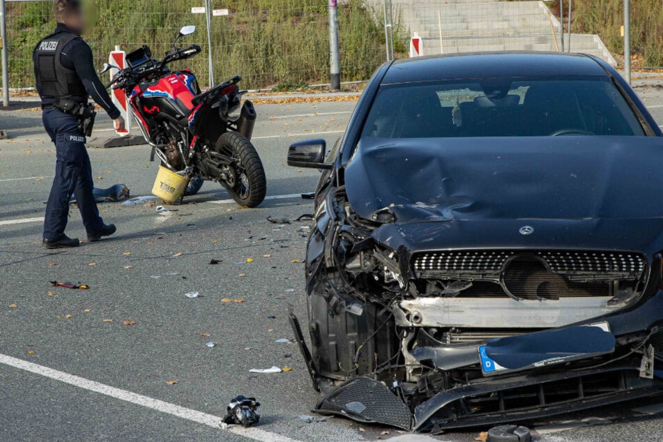 Kreuzungscrash in Plauen: Biker im Krankenhaus