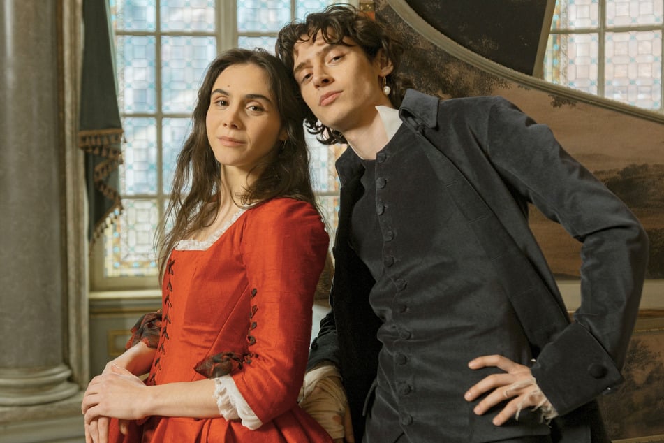 Havana Joy (25) und Eren M. Güvercin (23) spielen die Hauptfiguren Maria Anna und Wolfgang Amadeus Mozart.