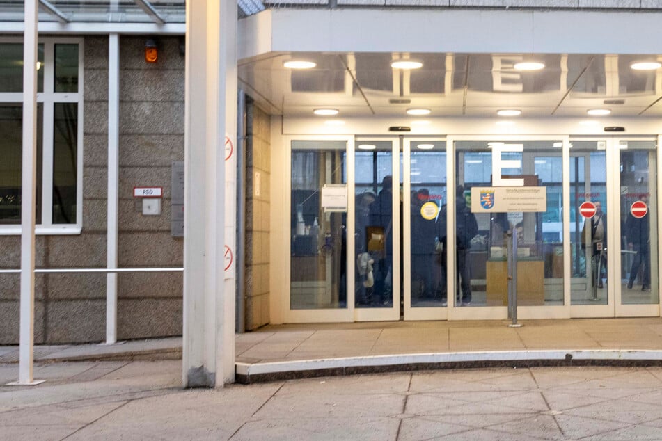 Frau und geistig behinderten Sohn erstickt: Urteil gegen 82-Jährigen gefallen