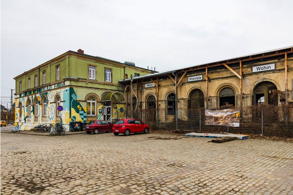 Rund 50 Musiker üben in den 15 Proberäumen der "Blauen Fabrik".