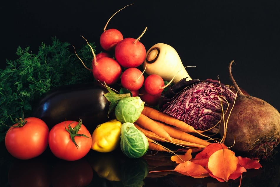 Der Herbst ist Erntezeit und bringt buntes Gemüse auf den Tisch.