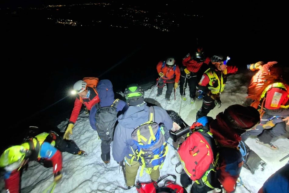 Dramatischer Unfall im Riesengebirge: Drei Touristen stürzen von Schneekoppe, zwei sterben