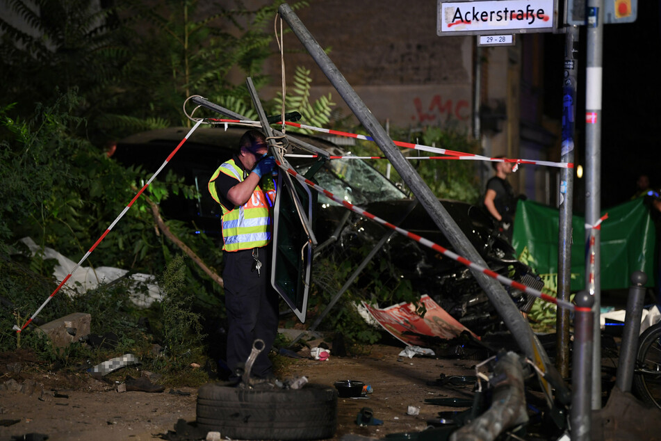Berlin: SUV-Fahrer raste Menschen tot, darunter ein Kind: Fahrer nach Horror-Crash angeklagt
