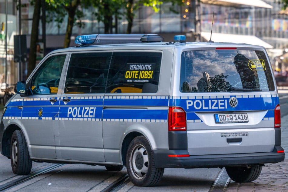 Chemnitz: Jugendlicher in Chemnitz mit abgebrochener Flasche verletzt und ausgeraubt