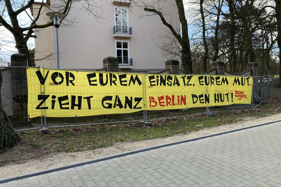 Union-Fans danken den zahlreichen Arbeitern und Helfern in der Coronakrise.