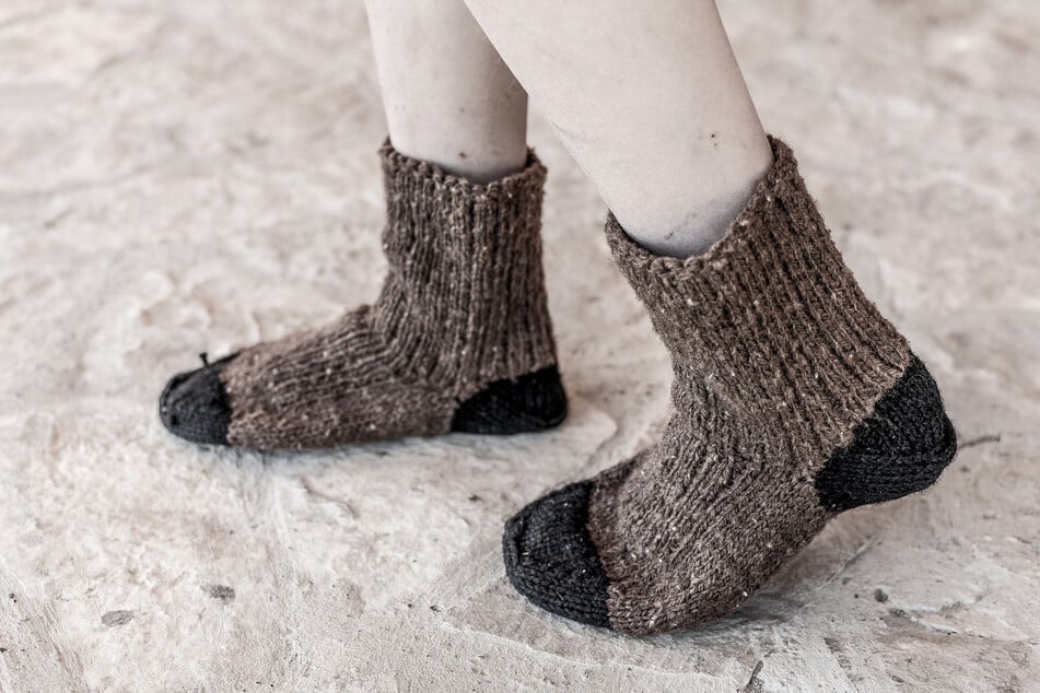 Wollsocken sollte man bei niedriger Schleuderzahl und Temperatur waschen.