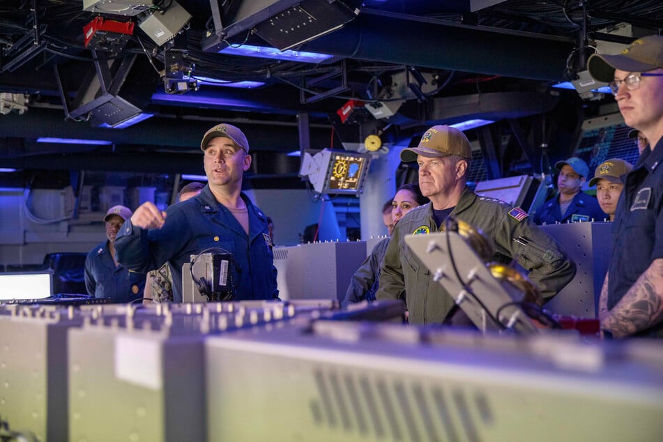 Samuel Paparo (center r.) is the head of US Indo-Pacific Command for the US Armed Forces.